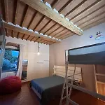 Peaceful Pause In Cozy For 3-4 People With Private Parking Apartmán Livorno